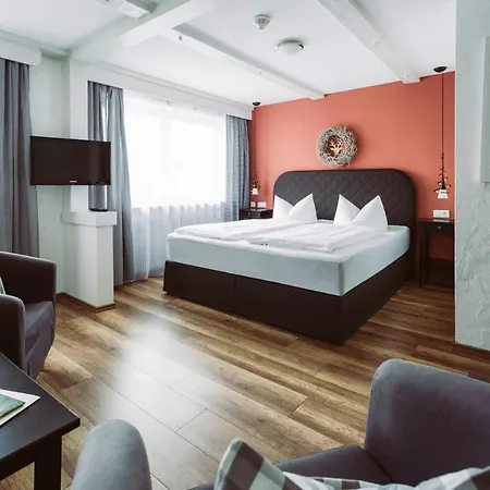 Der Baeren In Zell * Eisenberg (Bavaria)